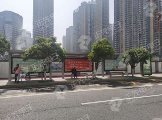 长沙智能公交候车亭